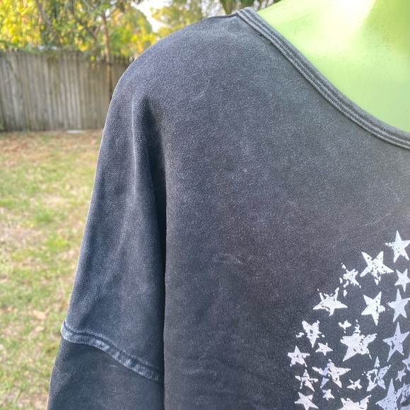 Fantastic Fawn Distressed Skull Print Sweatshirt Women’s oversized Size L - Picture 4 of 12